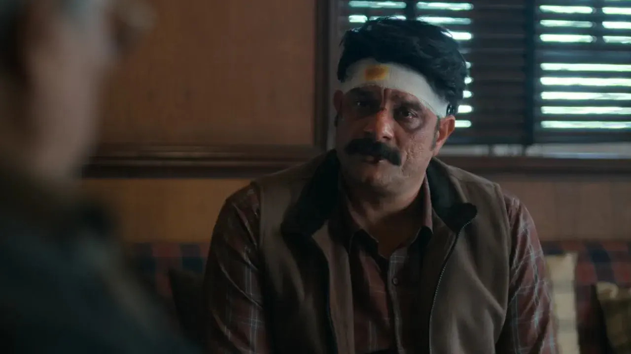 Image of scene from the film Paatal Lok S02