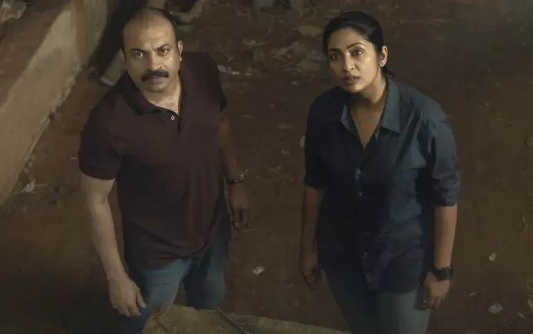 Image of scene from the film Paathirathri