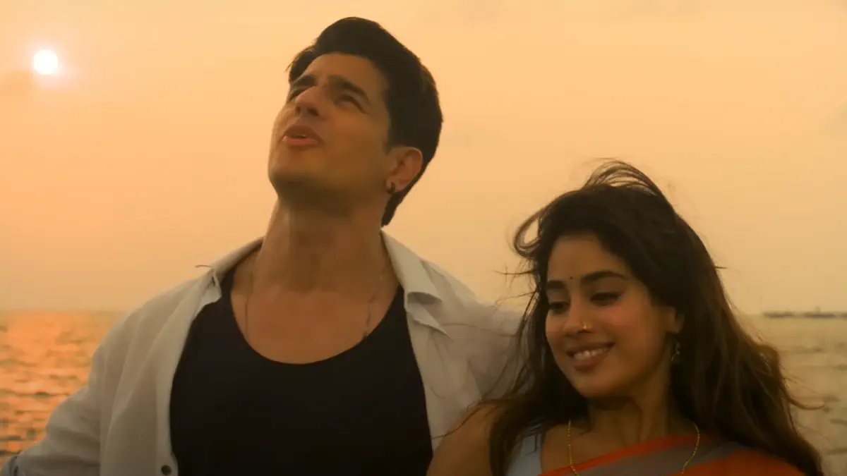 Image of scene from the film Param Sundari