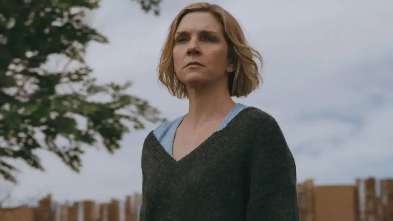 Image of scene from the film Pluribus