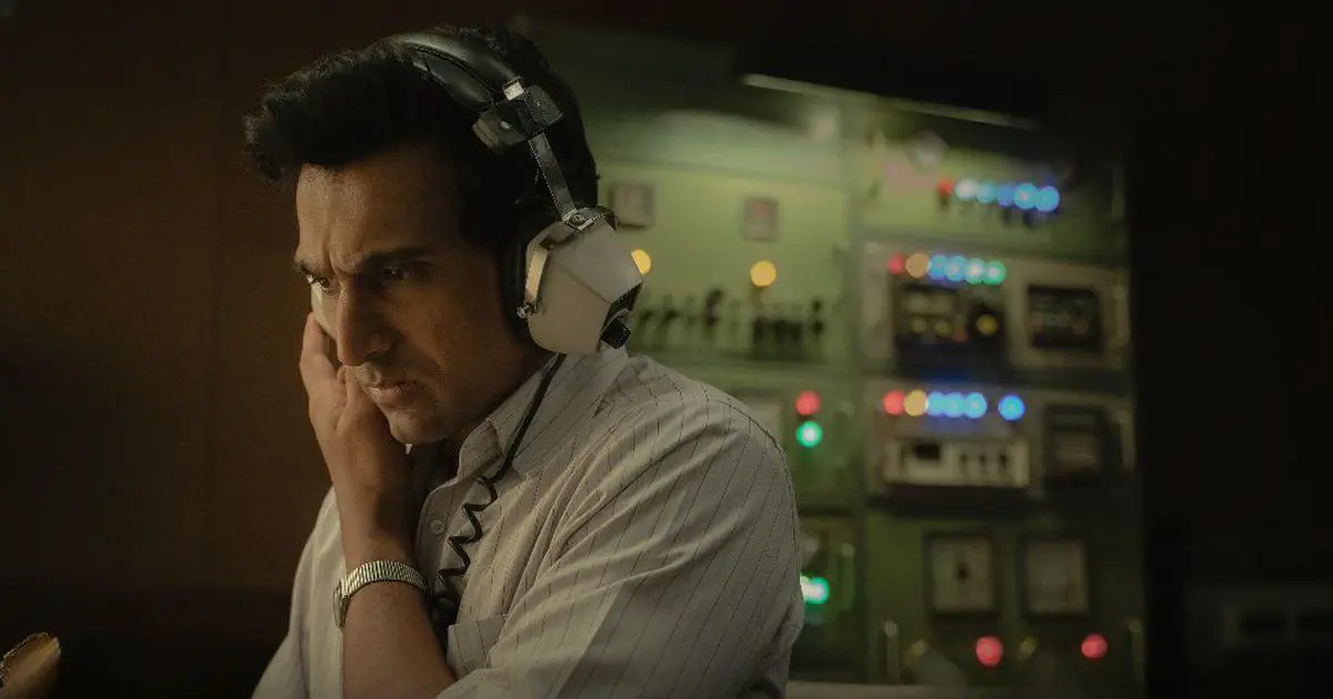 Image of scene from the film Saare Jahan Se Accha