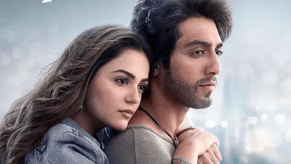 Image of scene from the film Saiyaara