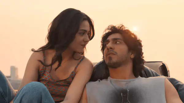 Image of scene from the film Saiyaara