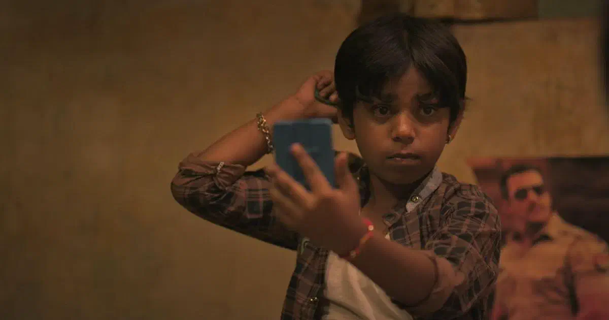 Image of scene from the film Sohla