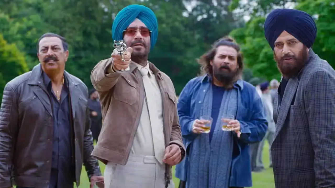 Image of scene from the film Son of Sardar 2