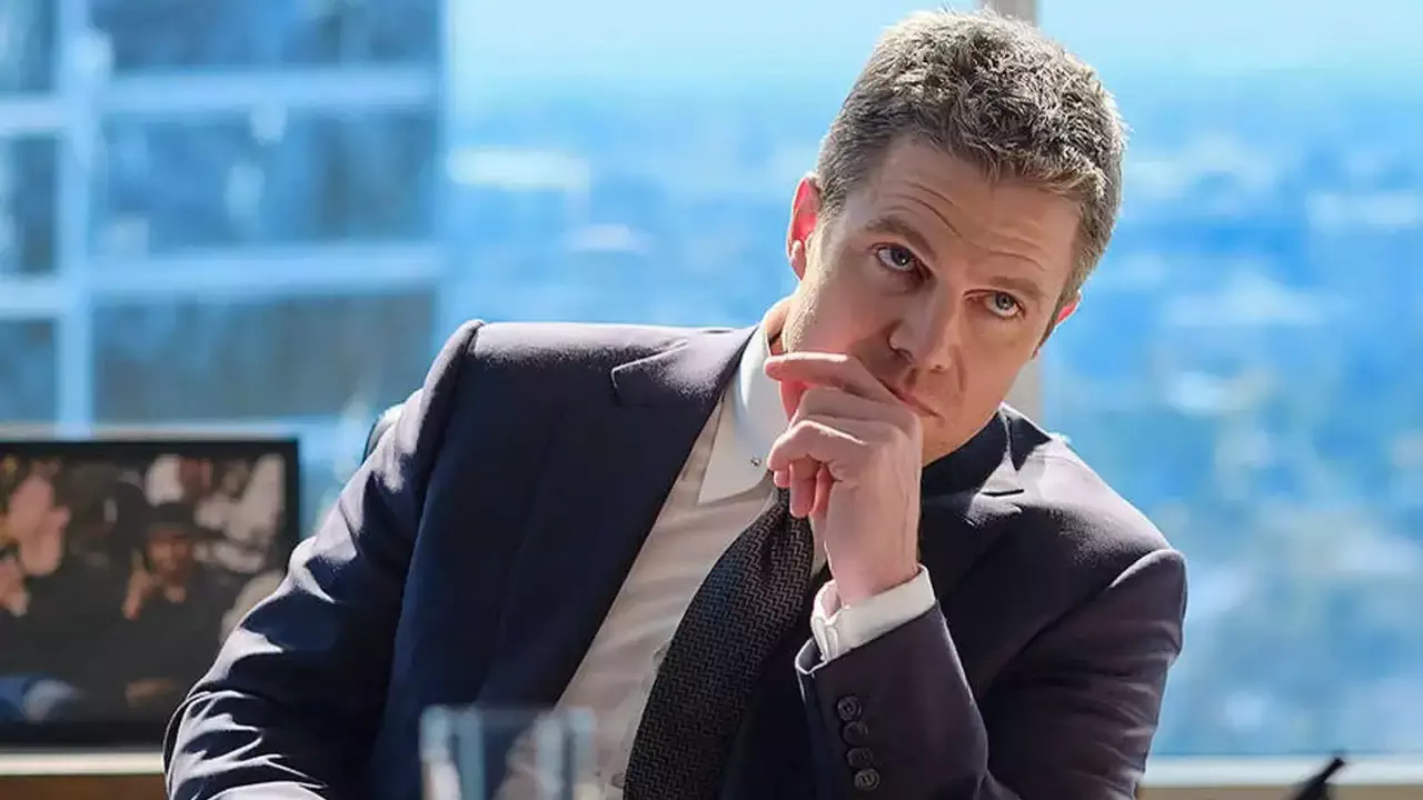 Image of scene from the film Suits LA