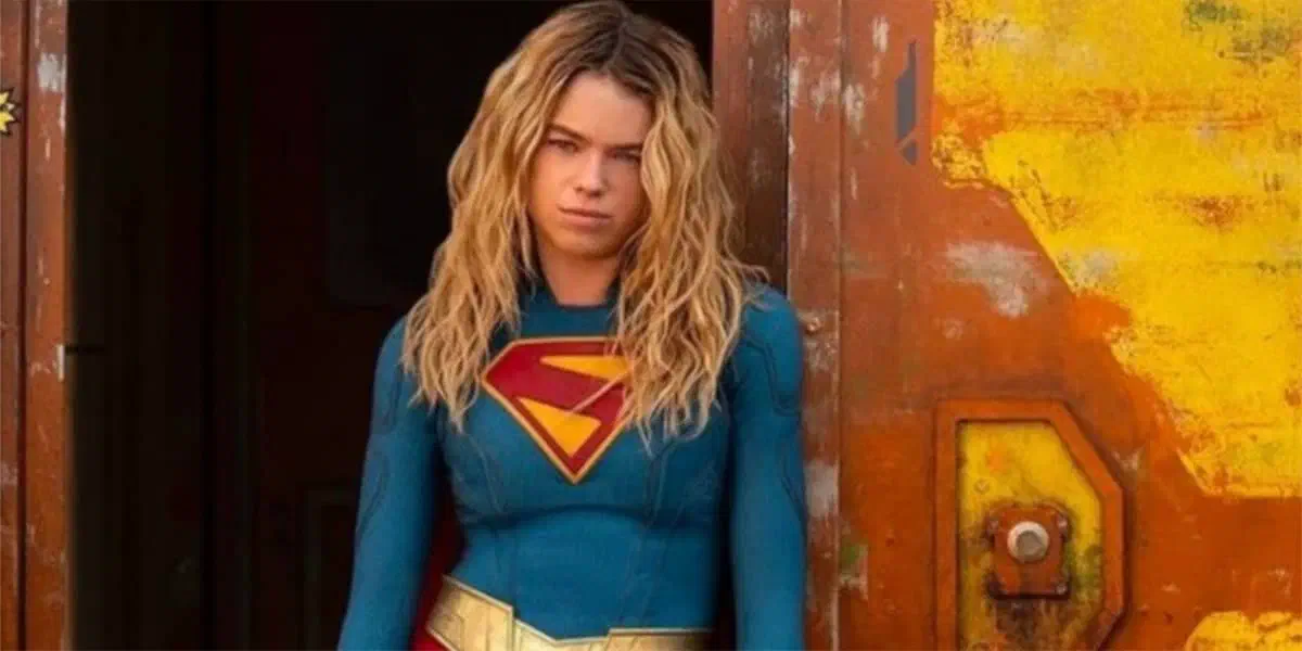 Image of scene from the film Supergirl