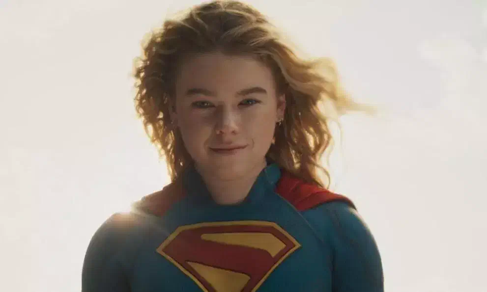 Image of scene from the film Supergirl