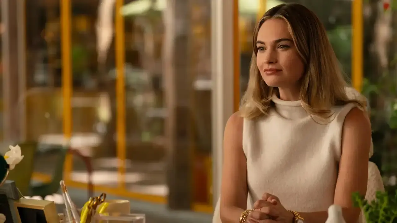 Image of scene from the film Swiped