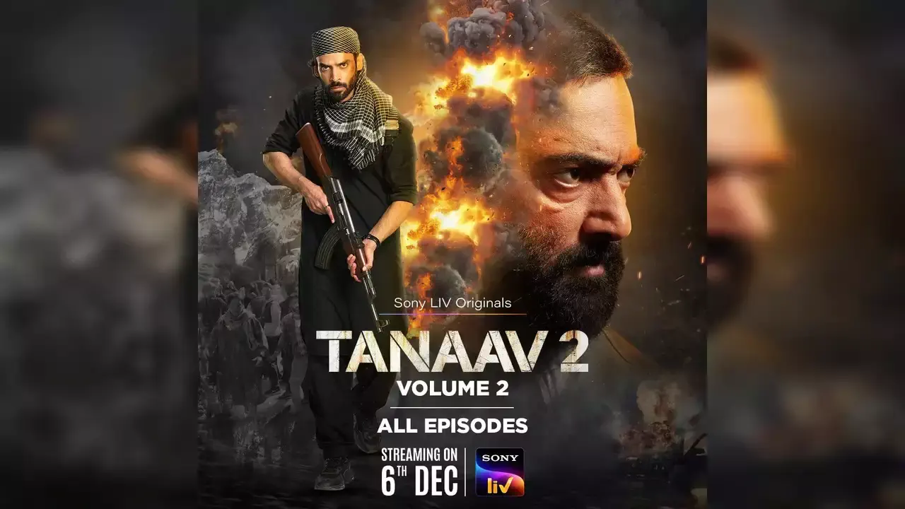 Image of scene from the film Tanaav Vol 2