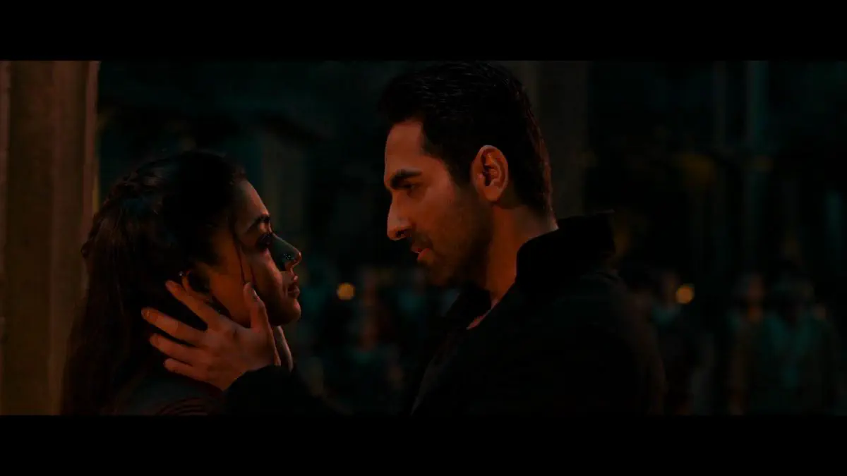 Image of scene from the film Thamma