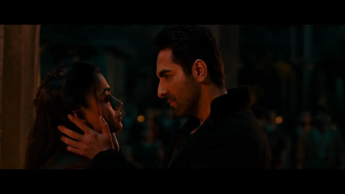 Image of scene from the film Thamma