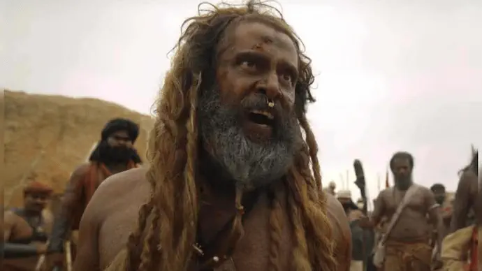 Image of scene from the film Thangalaan