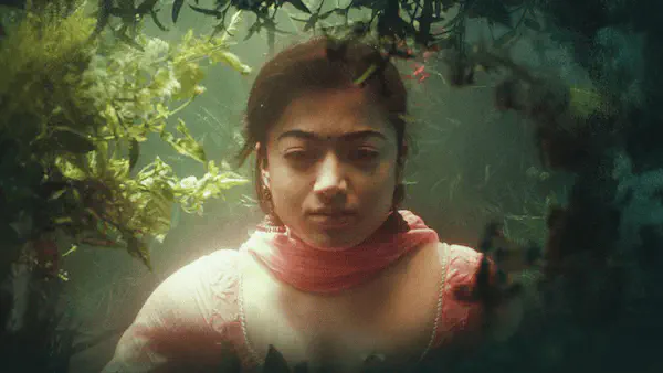 Image of scene from the film The Girlfriend