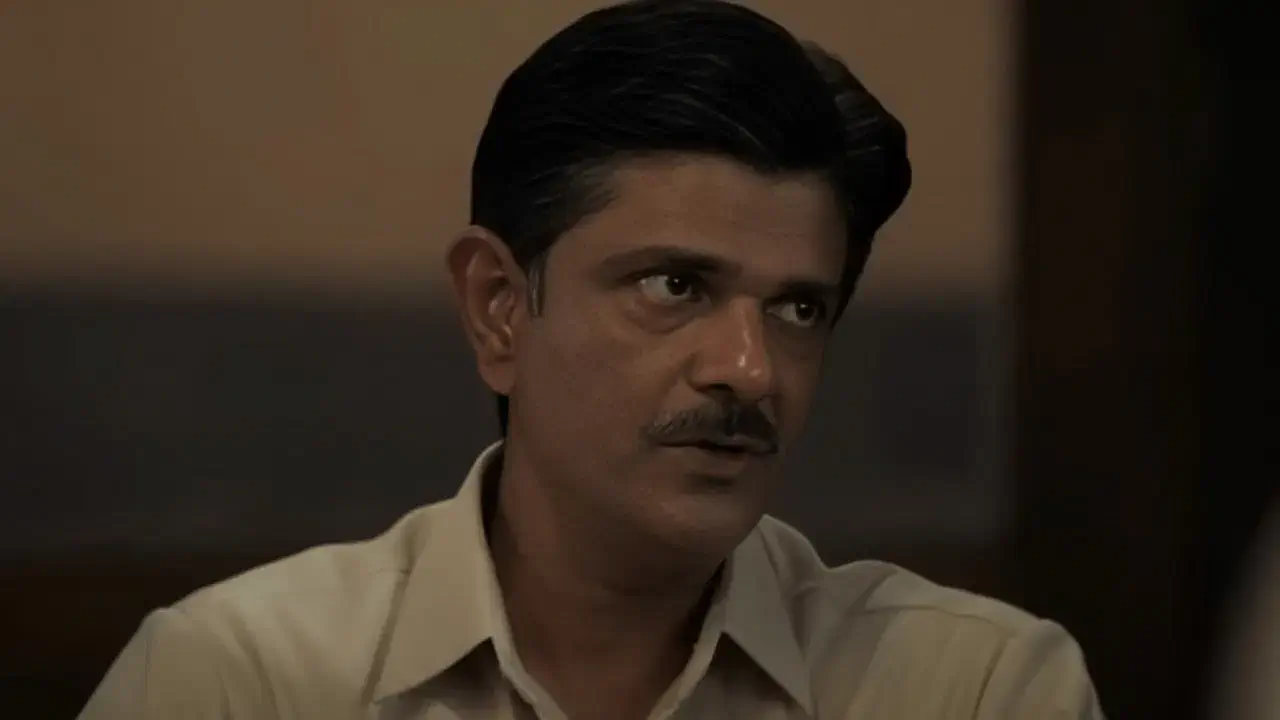 Image of scene from the film The Hunt: The Rajiv Gandhi Assassination Case