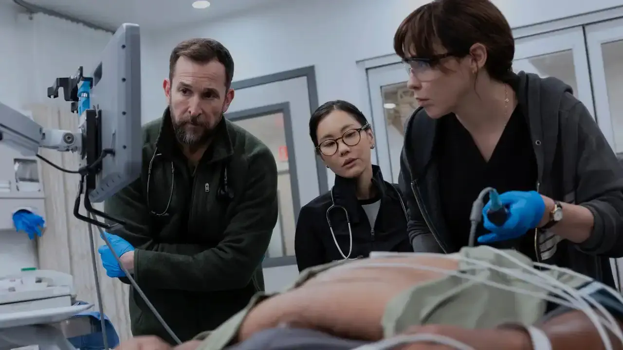 Image of scene from the film The Pitt S02