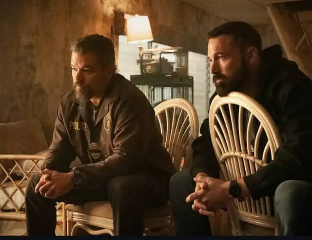 Image of scene from the film The Rip