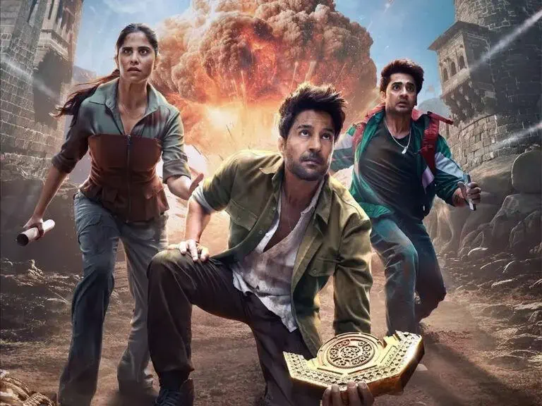 Image of scene from the film The Secrets of the Shiledars