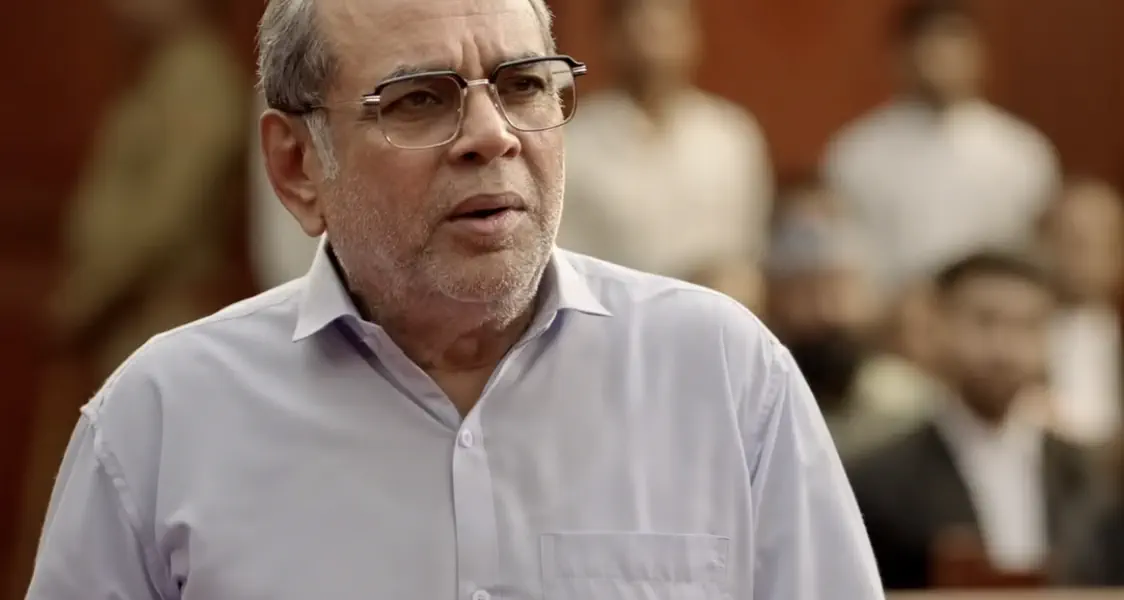 Image of scene from the film The Taj Story