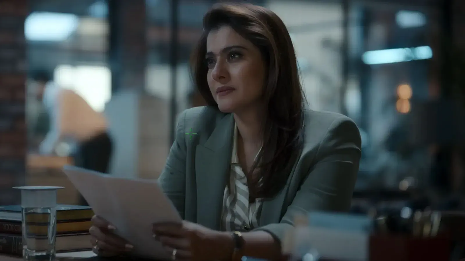 Image of scene from the film The Trial S02