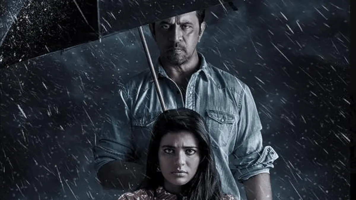 Image of scene from the film Theeyavar Kulai Nadunga