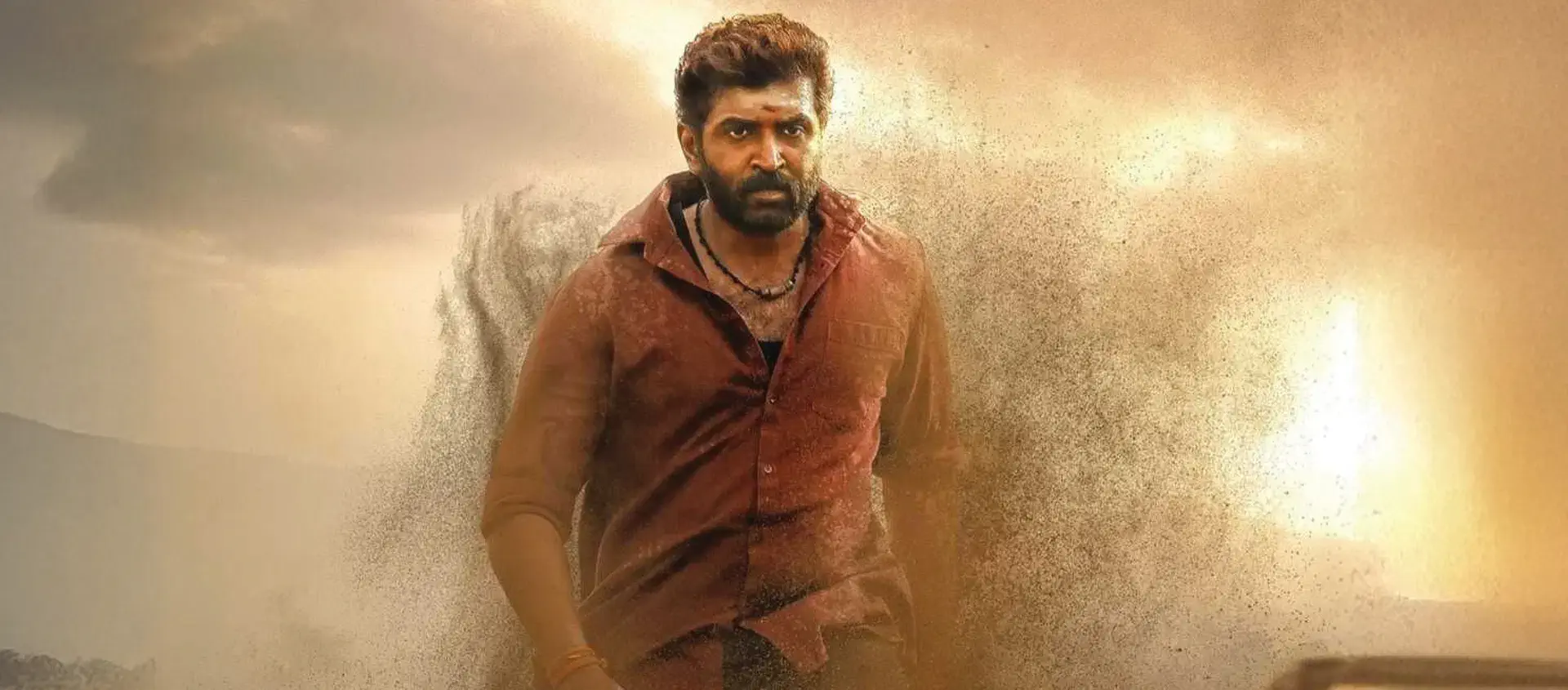 Image of scene from the film Vanangaan