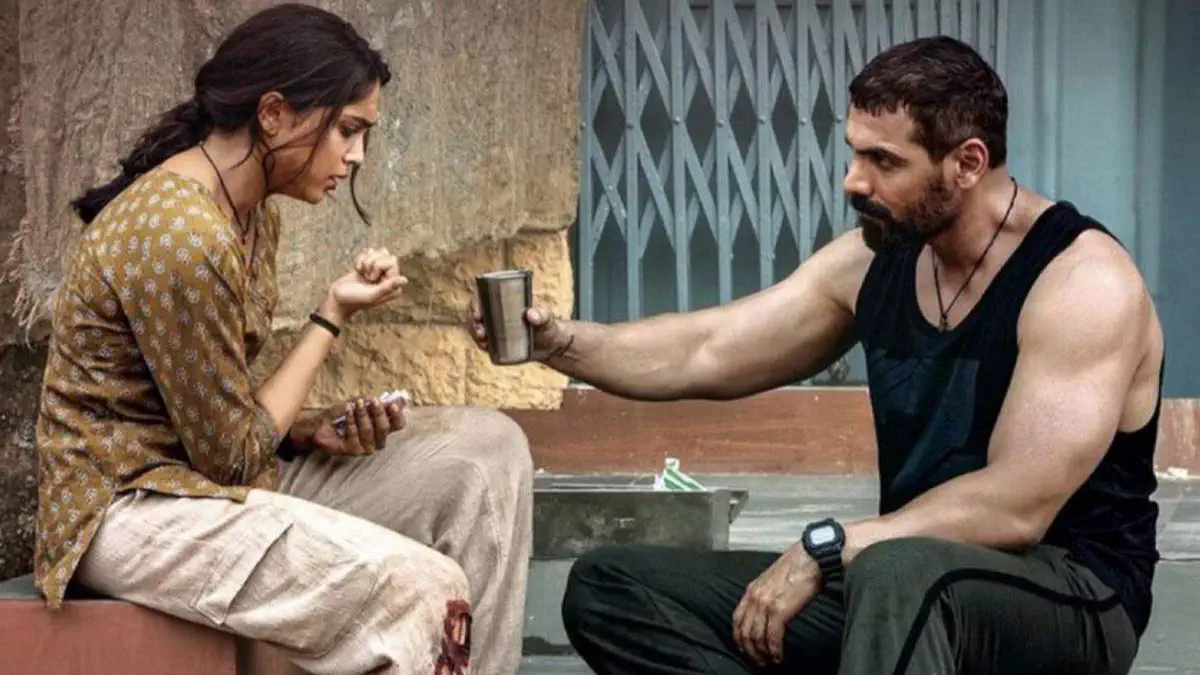 Image of scene from the film Vedaa
