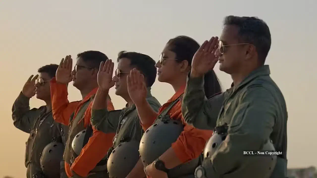 Image of scene from the film The Last Salute
