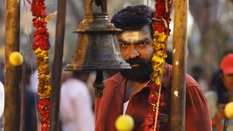 Image of scene from the film Thalaivan Thalaivii