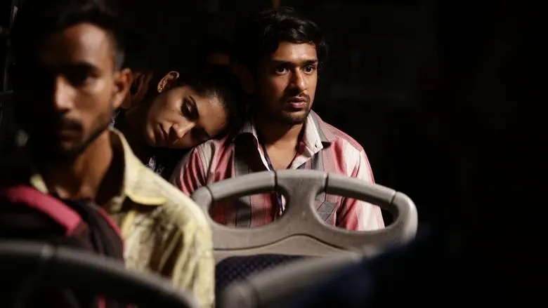 Image of scene from the film Agra