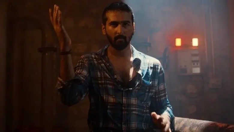 Image of scene from the film Balti