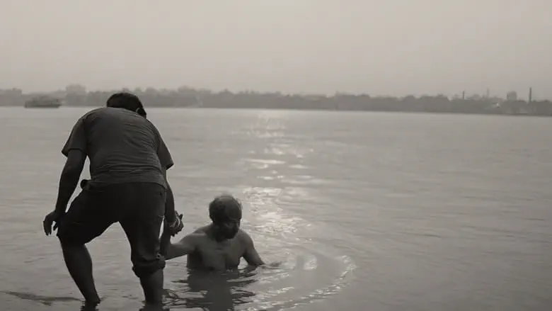 Image of scene from the film Manikbabur Megh