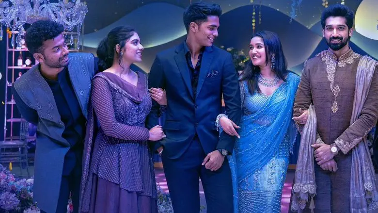 Image of scene from the film Nilavukku Enmel Ennadi Kobam