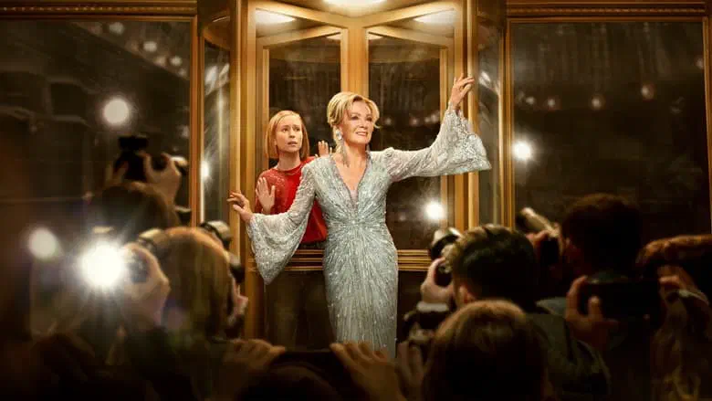 Image of scene from the film Hacks S05