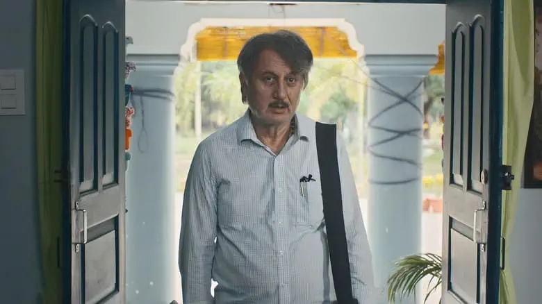 Image of scene from the film The Signature