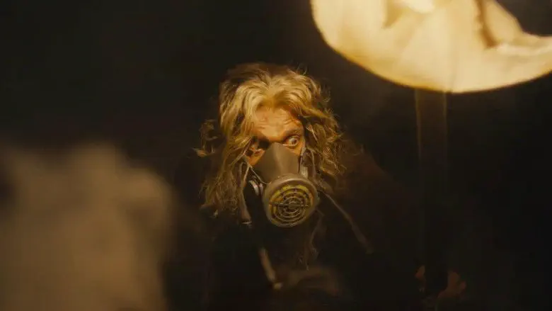 Image of scene from the film Mayasabha