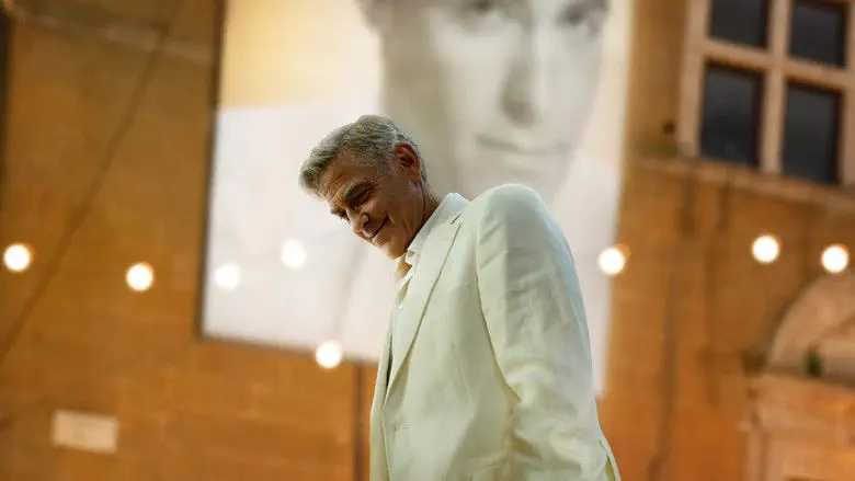 Image of scene from the film Jay Kelly