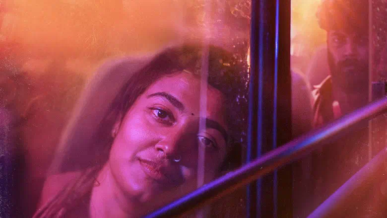 Image of scene from the film Thudakkam